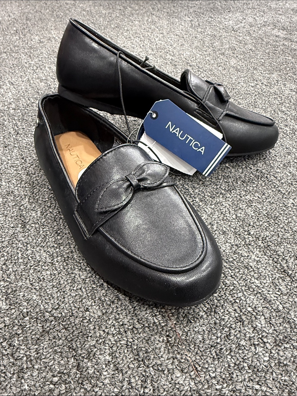 Nautica woman’s Black Leather Slip-On Moccasin Loafers